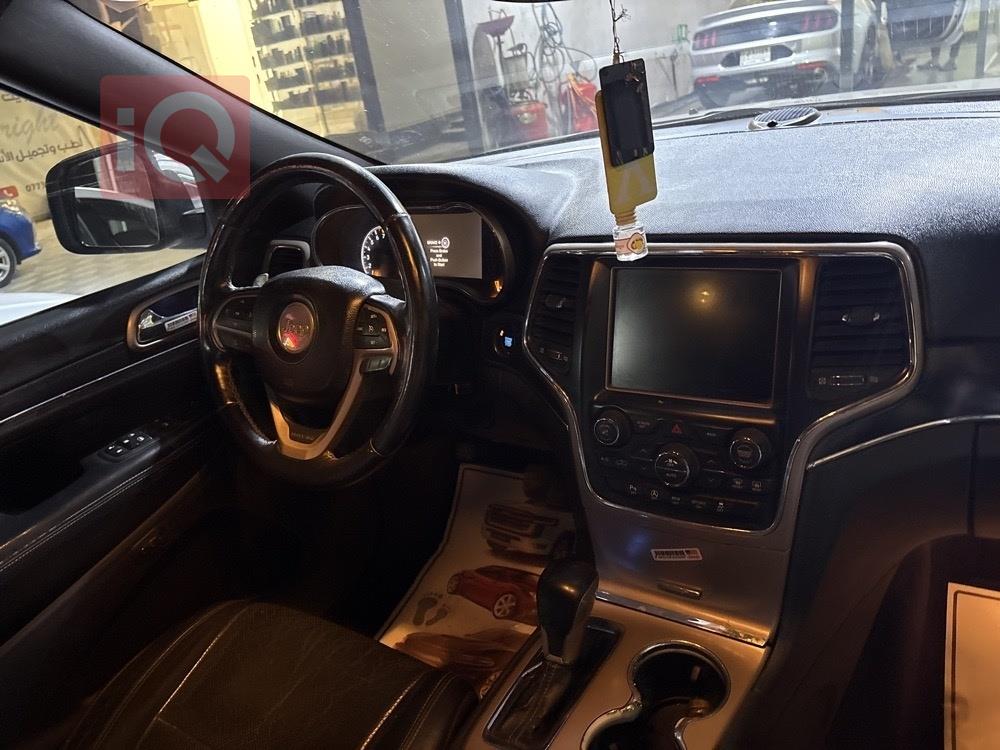 جيب جراند شيروكي